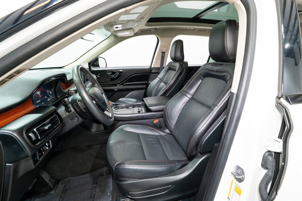 2024 Lincoln Aviator Image 15