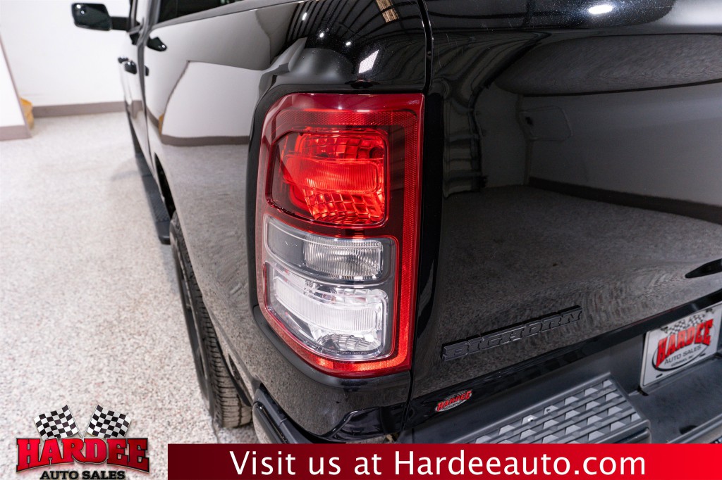 2019 RAM 1500 Image 9