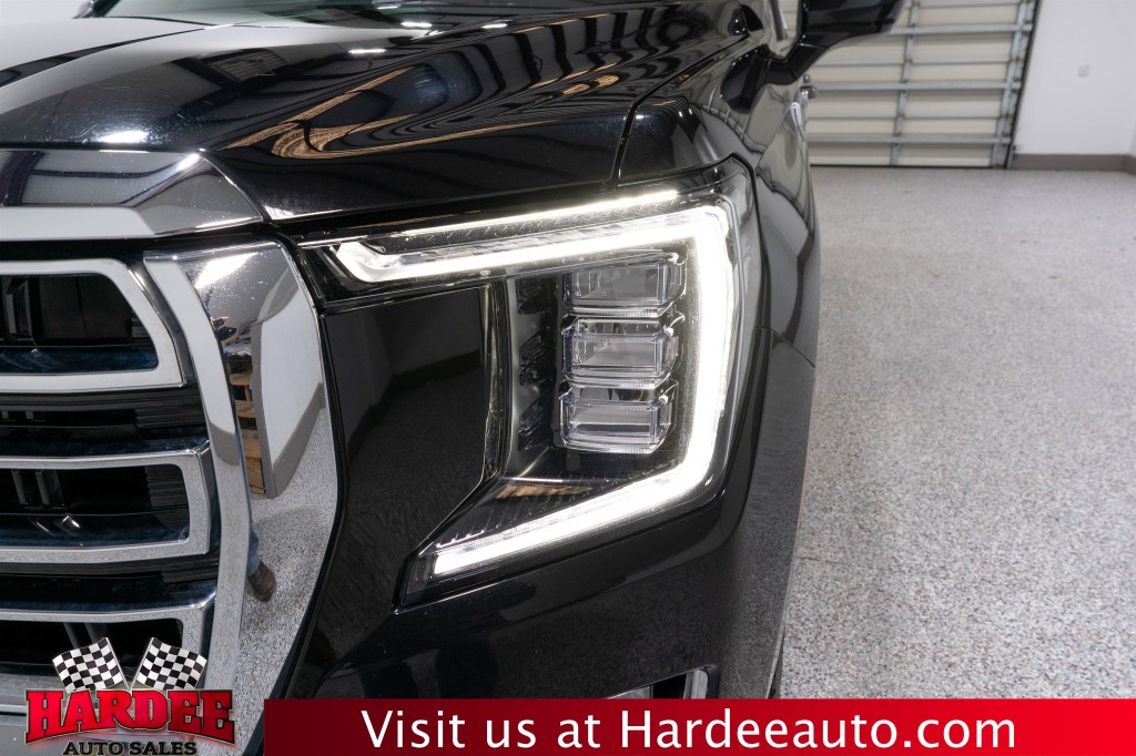 2023 GMC Yukon Image 8