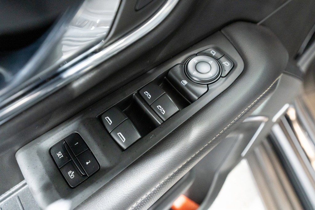 2023 GMC Yukon Image 14