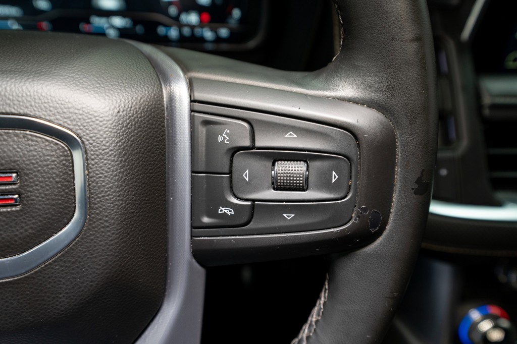 2023 GMC Yukon Image 26