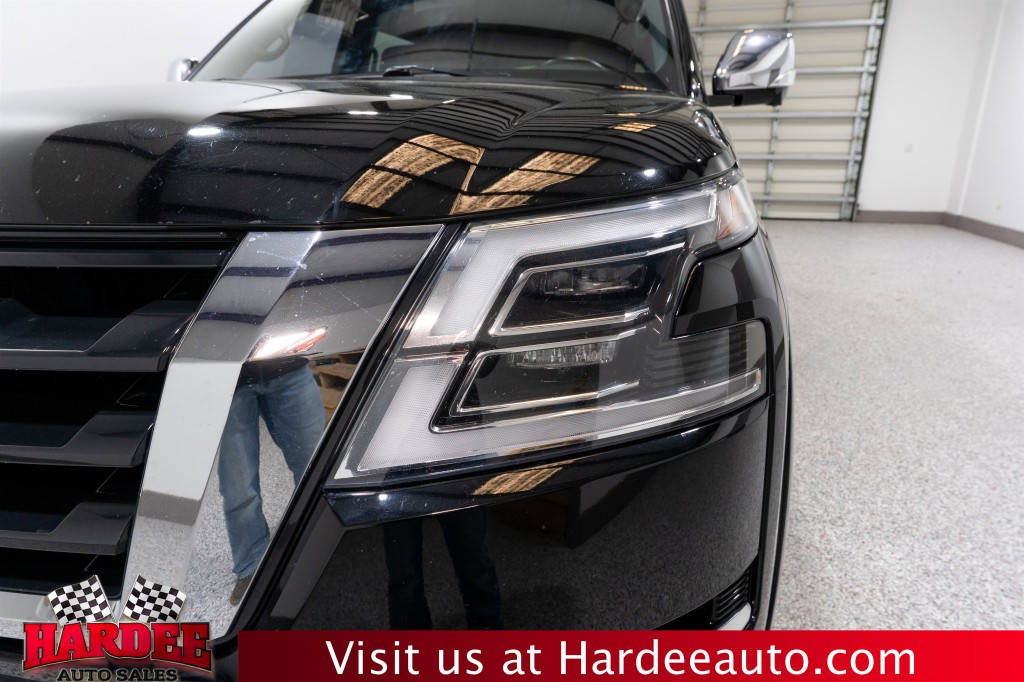 2021 Nissan Armada Image 8