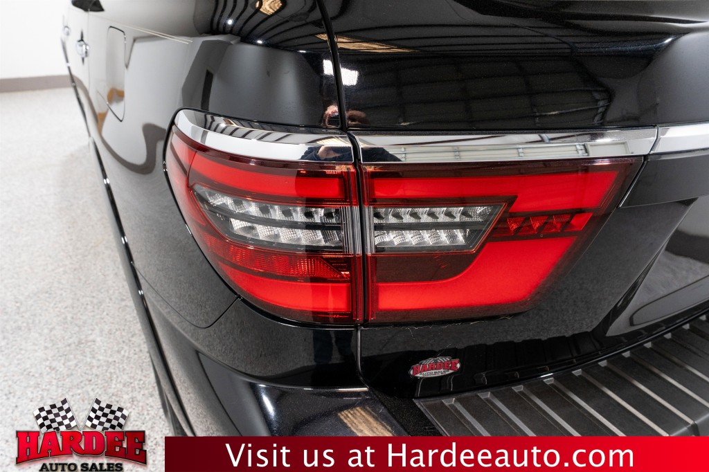 2021 Nissan Armada Image 9