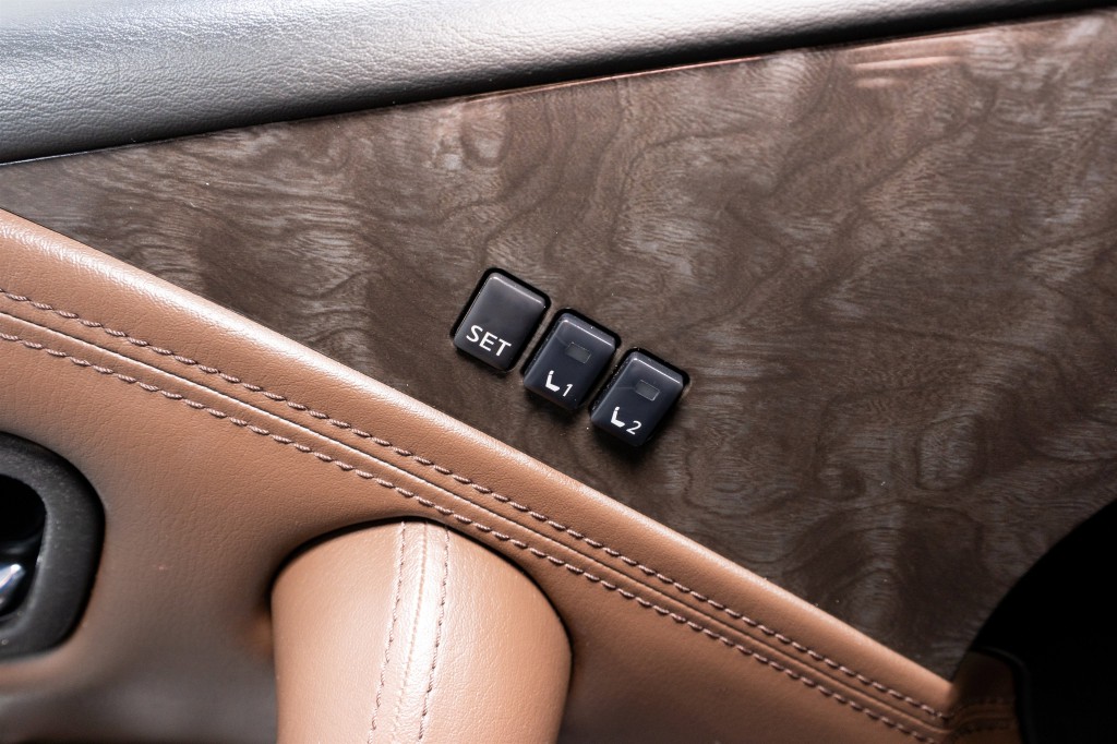 2021 Nissan Armada Image 14