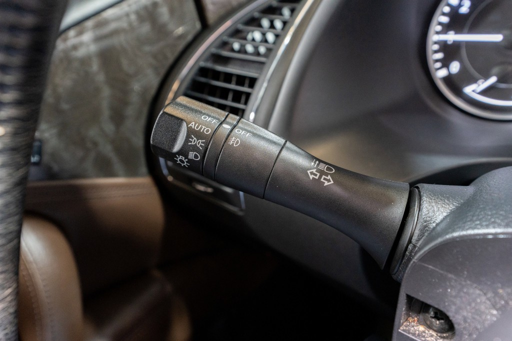 2021 Nissan Armada Image 32