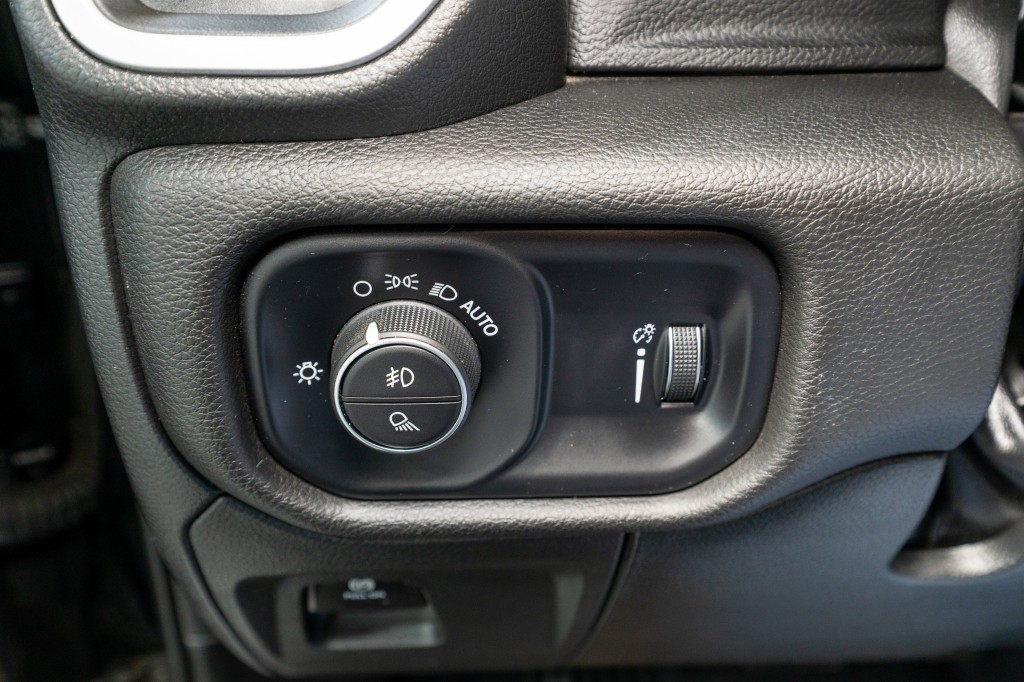 2023 RAM 1500 Image 29