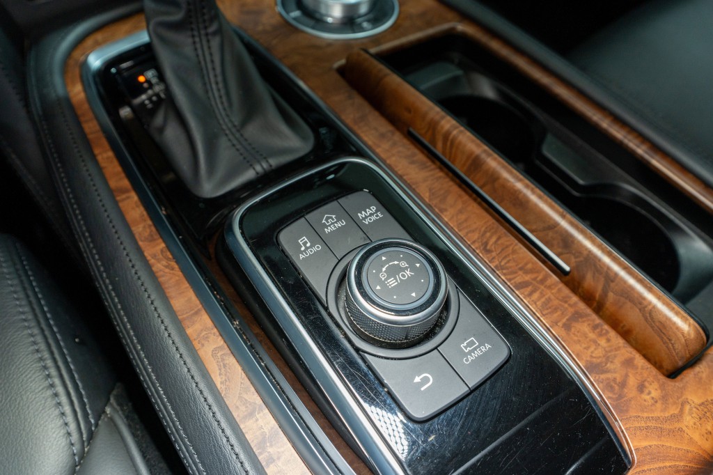 2024 Nissan Armada Image 25