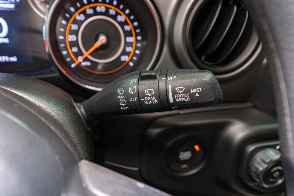 2023 Jeep Wrangler Image 25