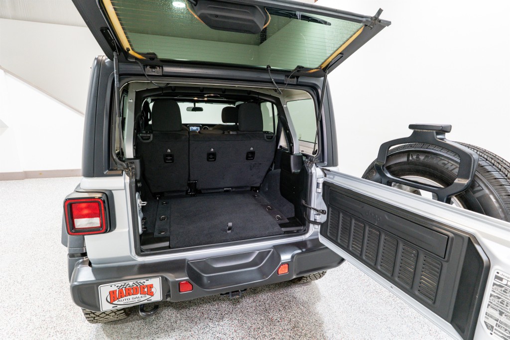 2023 Jeep Wrangler Image 29