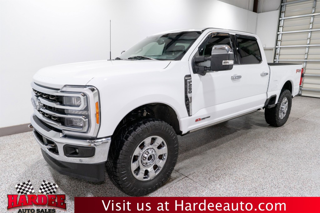 2023 Ford F-250 Image 2