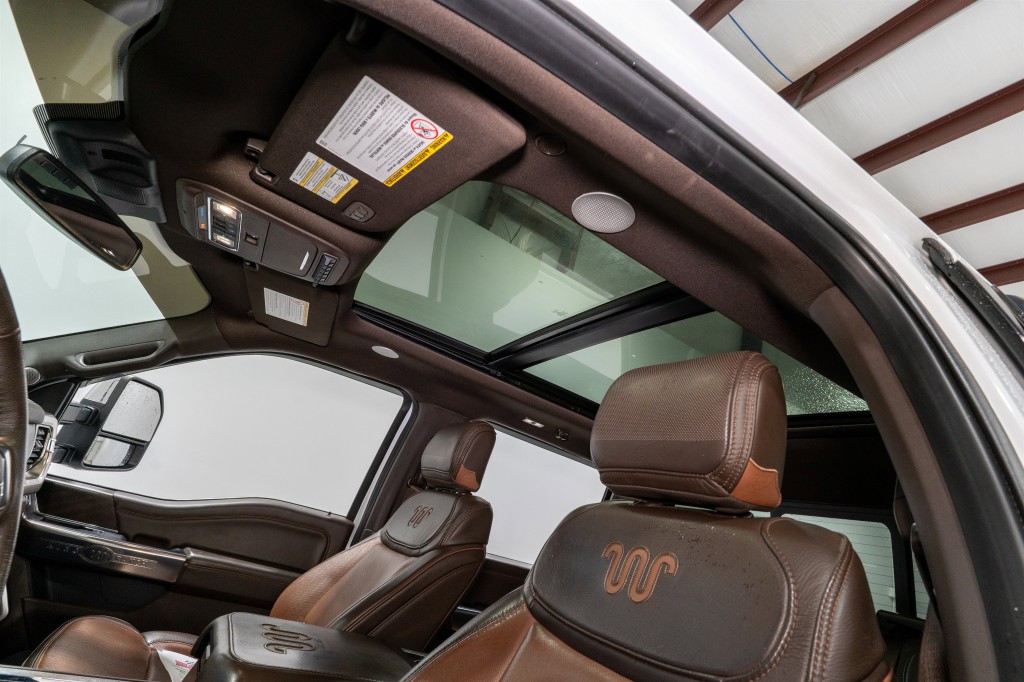 2023 Ford F-250 Image 21