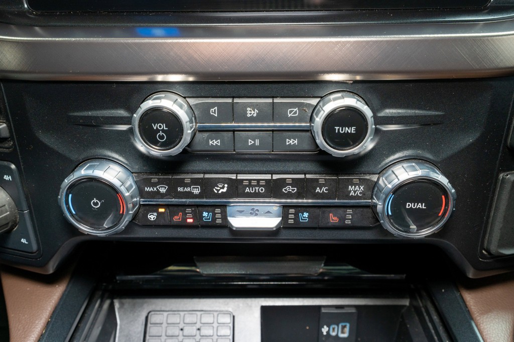 2023 Ford F-250 Image 28