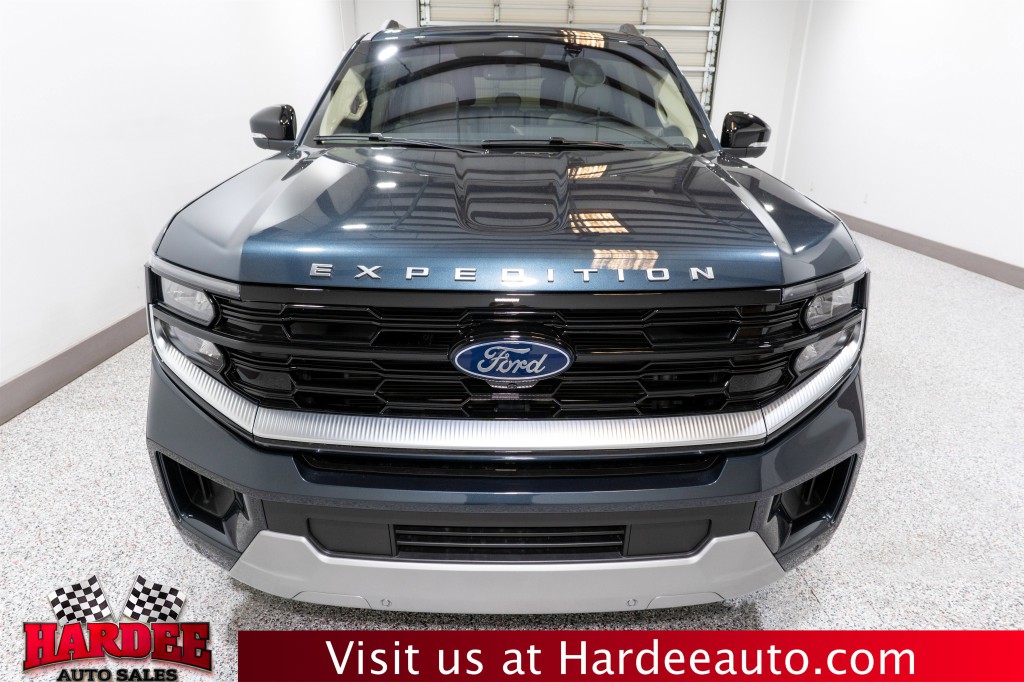 2025 Ford Expedition Image 7