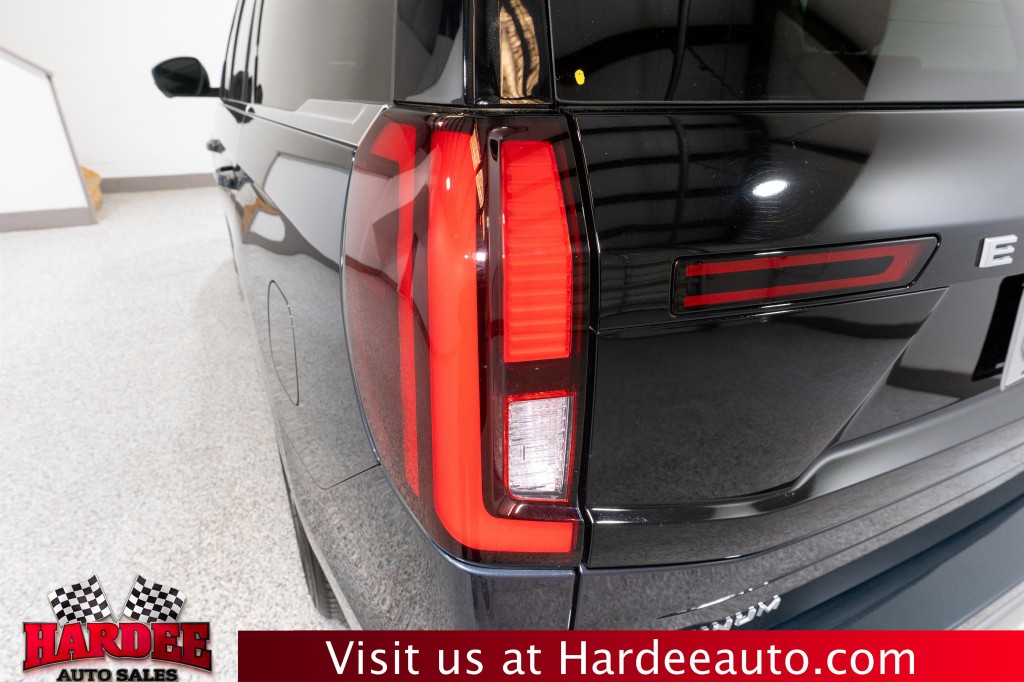 2025 Ford Expedition Image 9