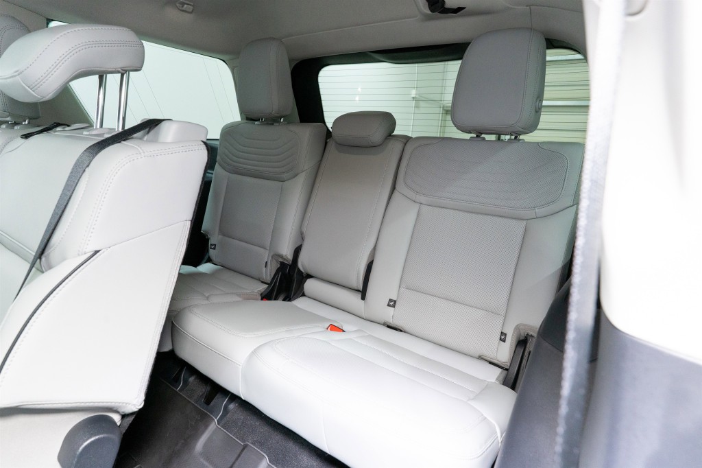 2025 Ford Expedition Image 34