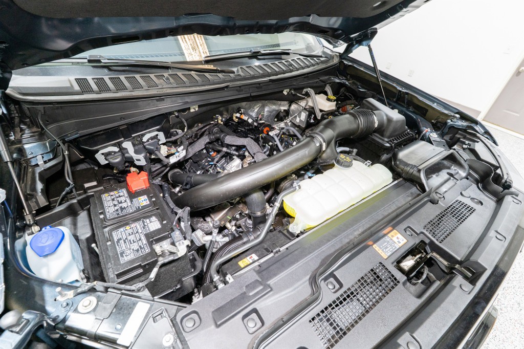 2025 Ford Expedition Image 38