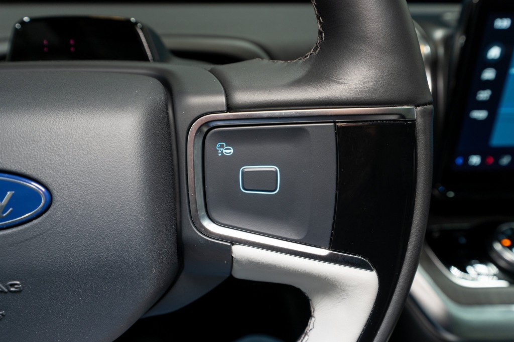 2025 Ford Expedition Image 28