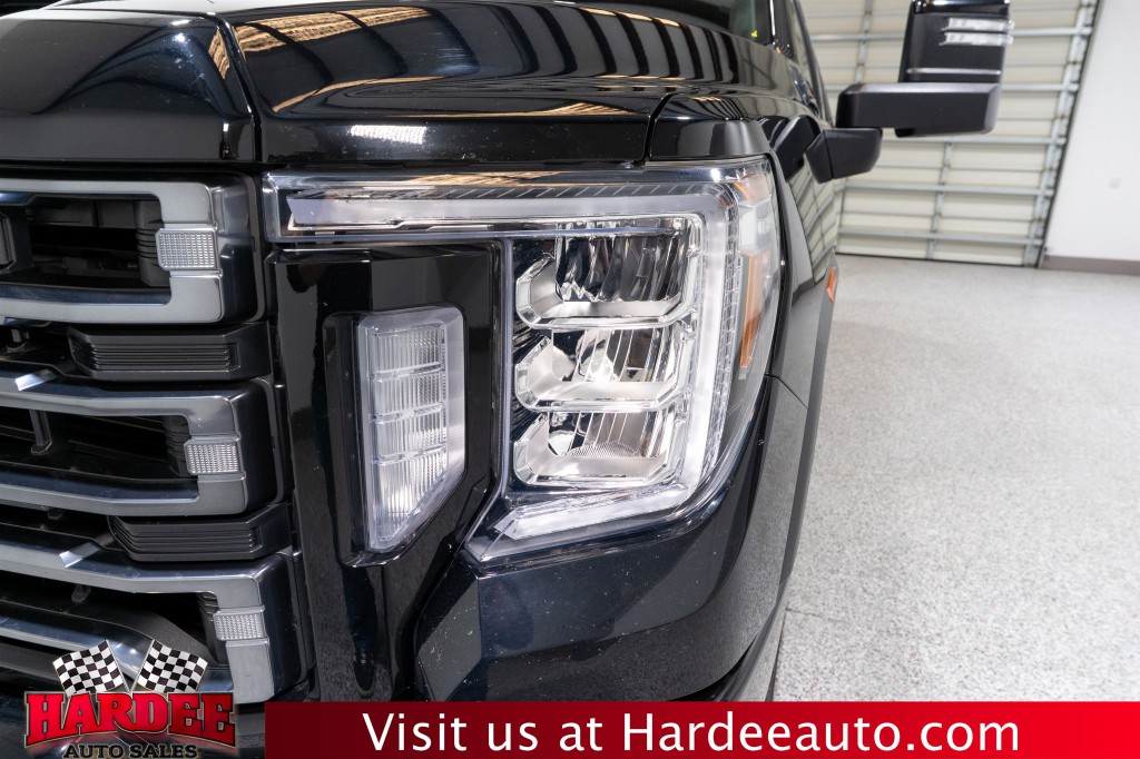 2023 GMC Sierra 2500 Image 8