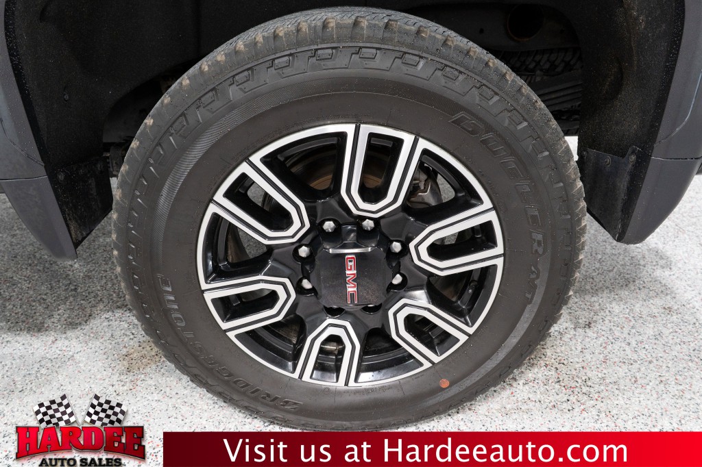 2023 GMC Sierra 2500 Image 10