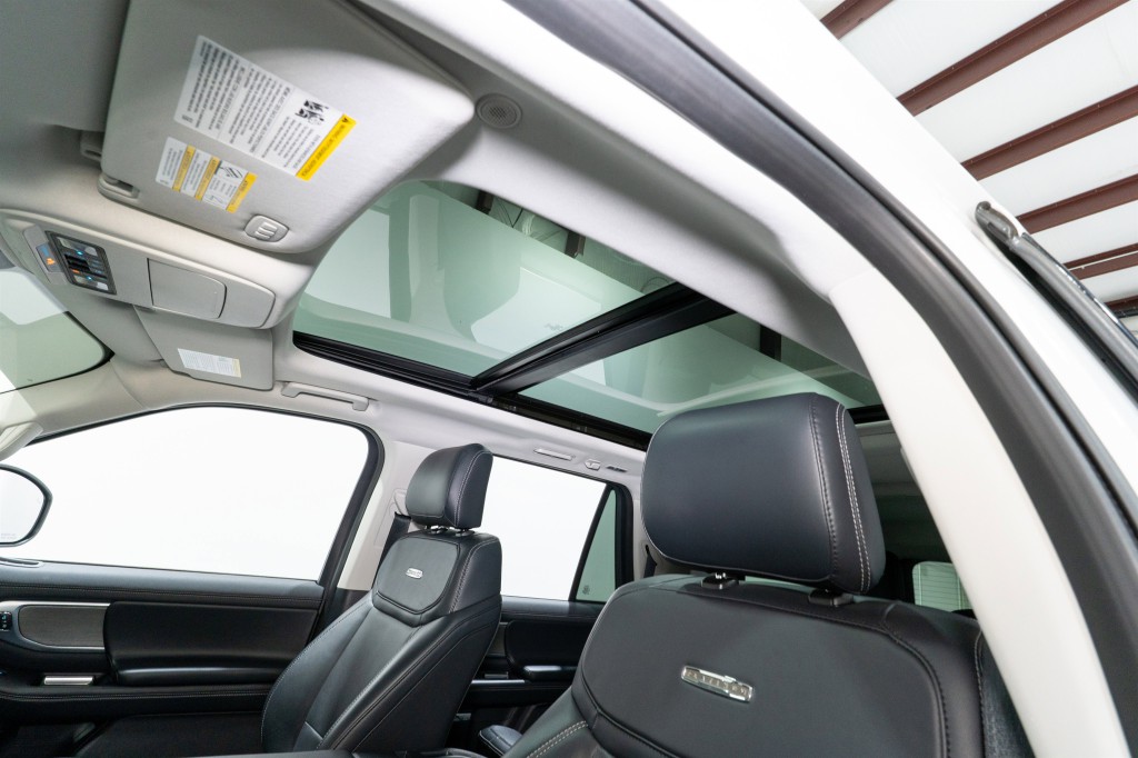 2025 Ford Expedition Image 18