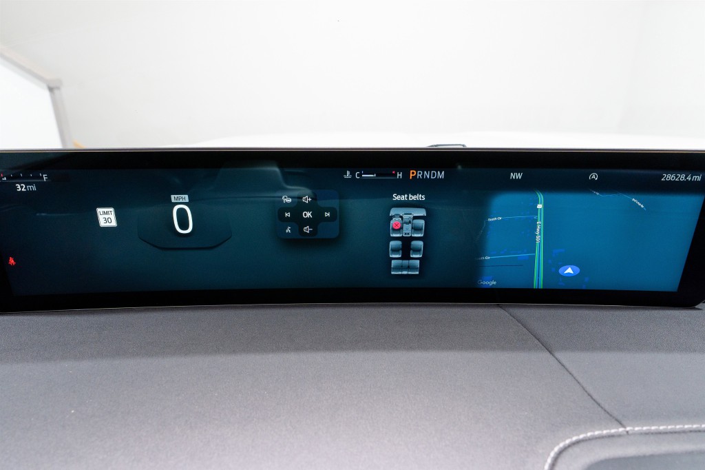 2025 Ford Expedition Image 28