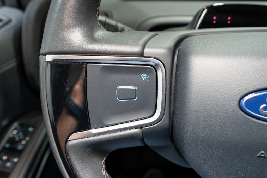 2025 Ford Expedition Image 31