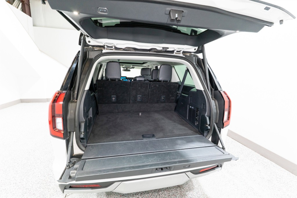 2025 Ford Expedition Image 38