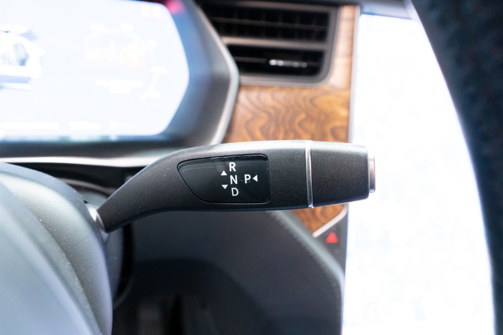 2020 Tesla Model X Image 26