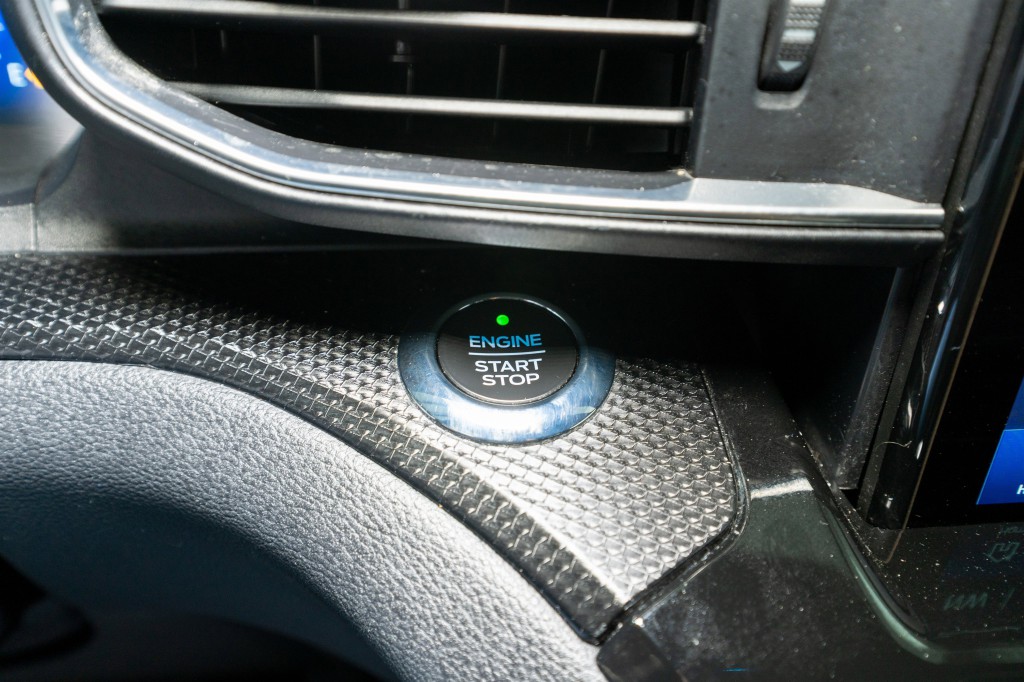 2021 Ford Explorer Image 32