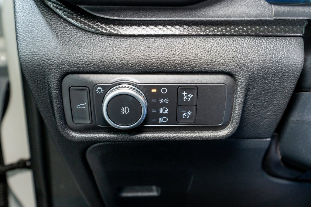 2021 Ford Explorer Image 33