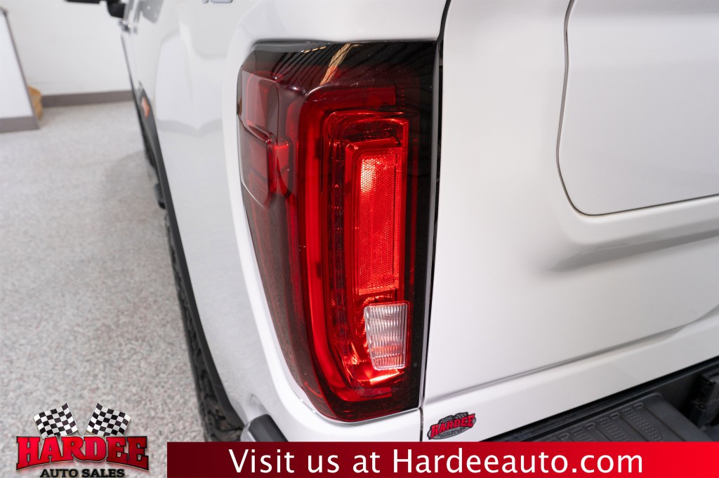 2022 GMC Sierra 2500 Image 9