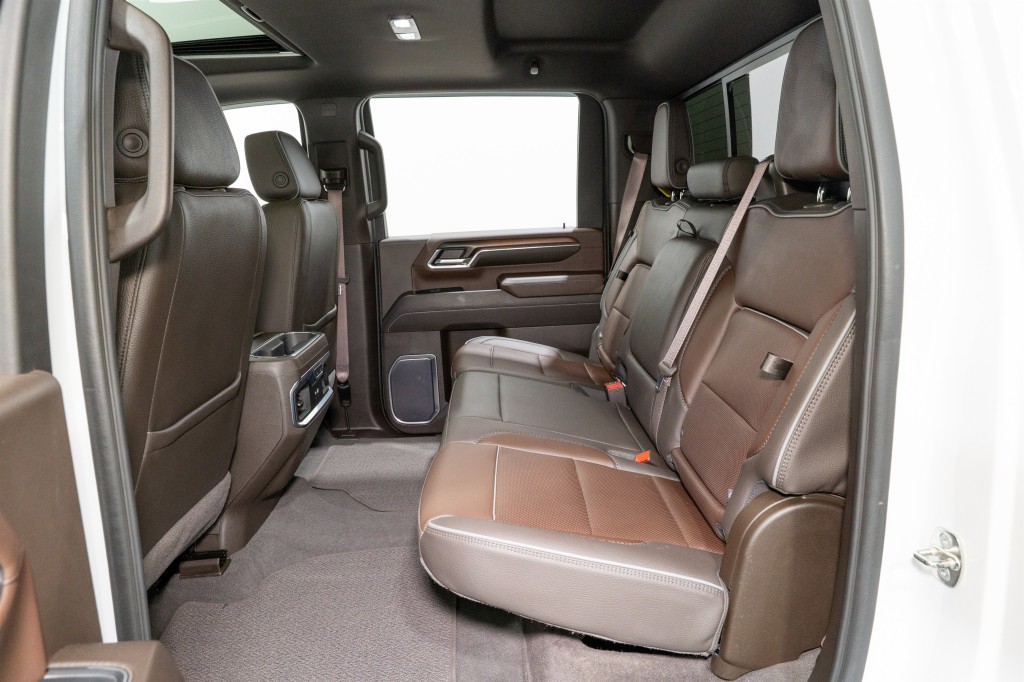 2024 GMC Sierra 2500 Image 36