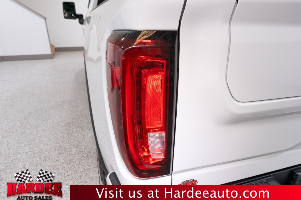 2022 GMC Sierra 2500 Image 9