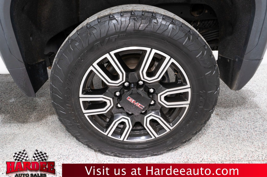 2022 GMC Sierra 2500 Image 10