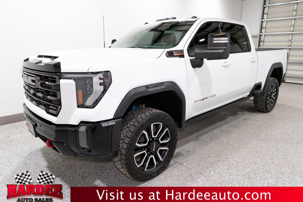 2024 GMC Sierra 2500 Image 2