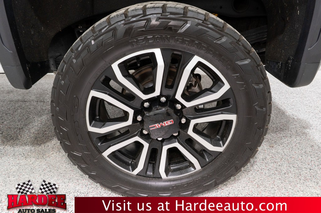 2024 GMC Sierra 2500 Image 10