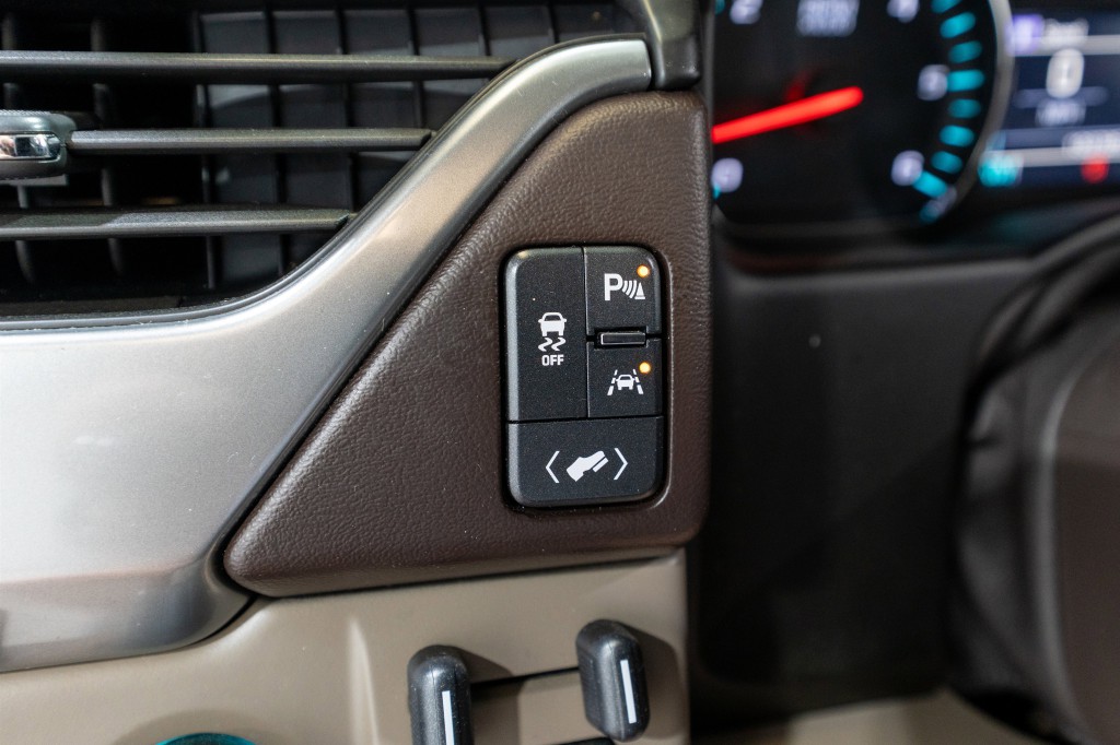 2019 Chevrolet Tahoe Image 32