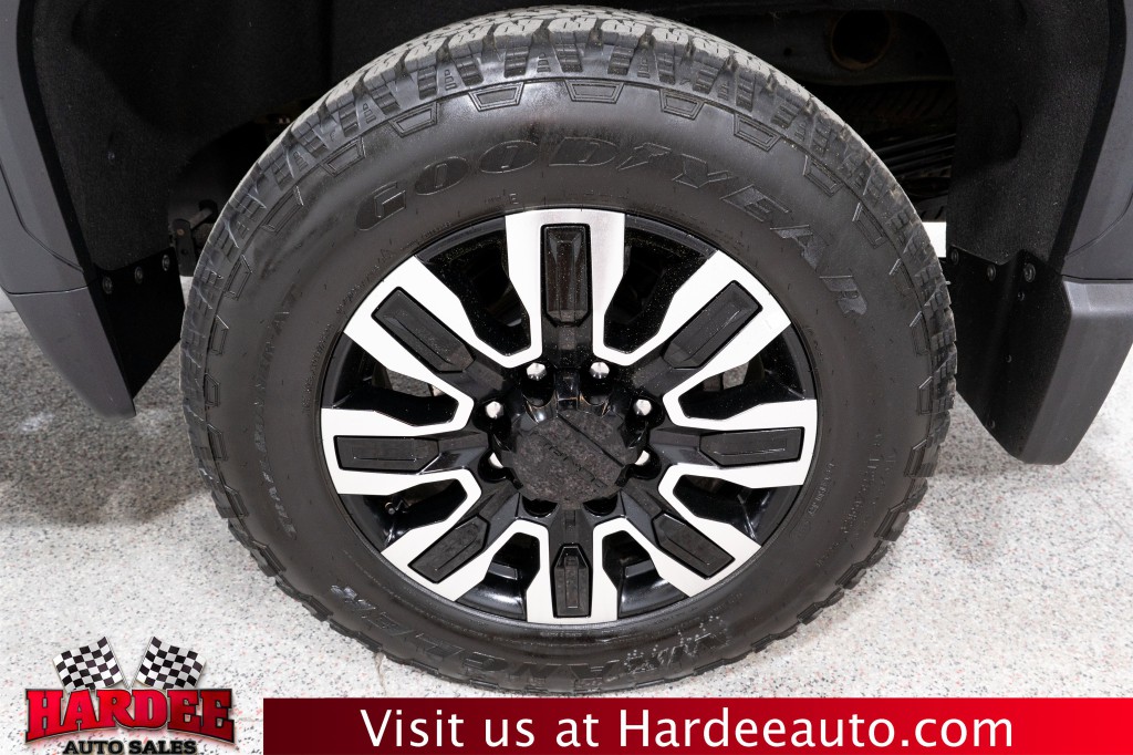 2025 GMC Sierra 2500 Image 10