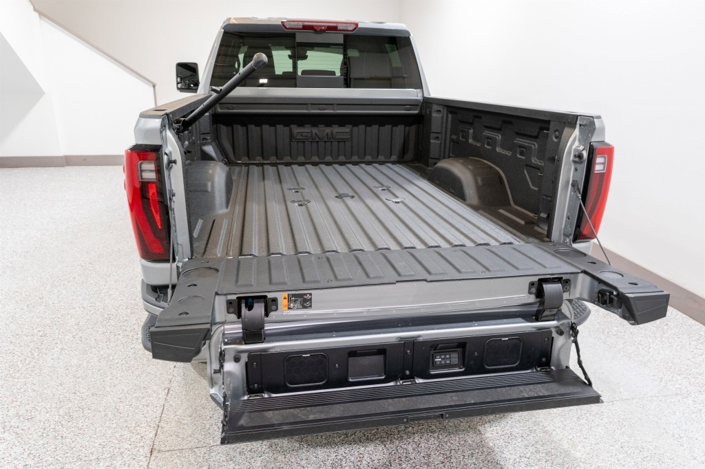 2025 GMC Sierra 2500 Image 11