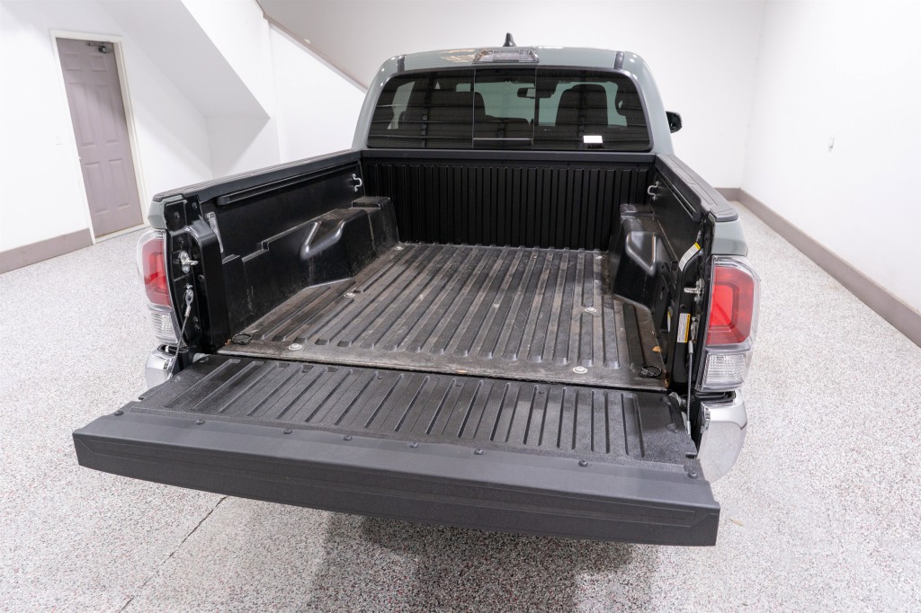 2023 Toyota Tacoma Image 11