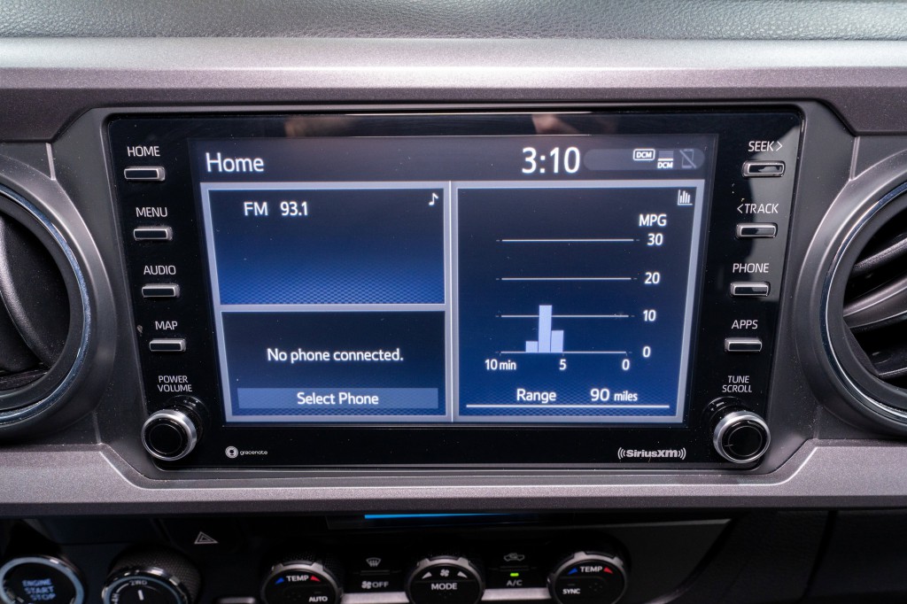 2023 Toyota Tacoma Image 16