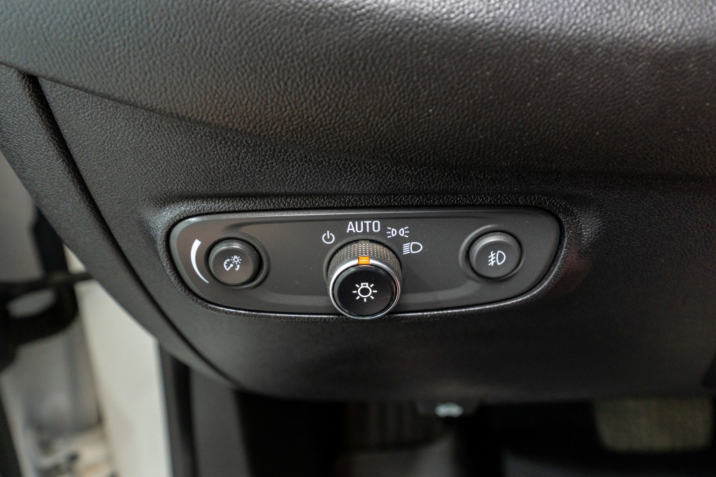 2018 Chevrolet Equinox Image 33