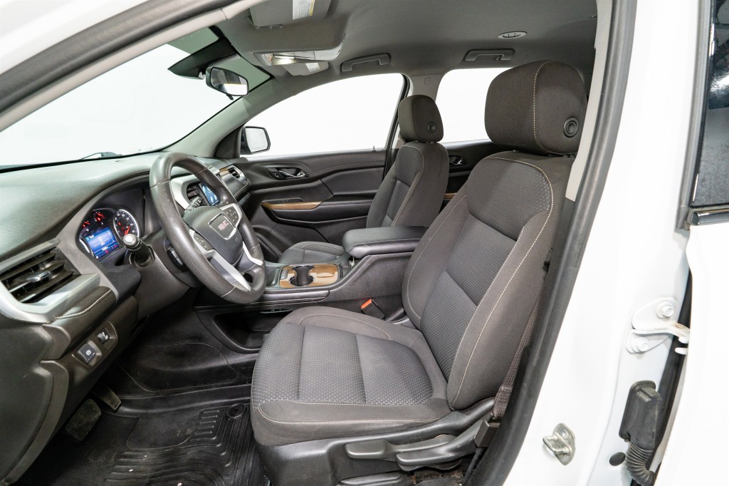 2021 GMC Acadia Image 15