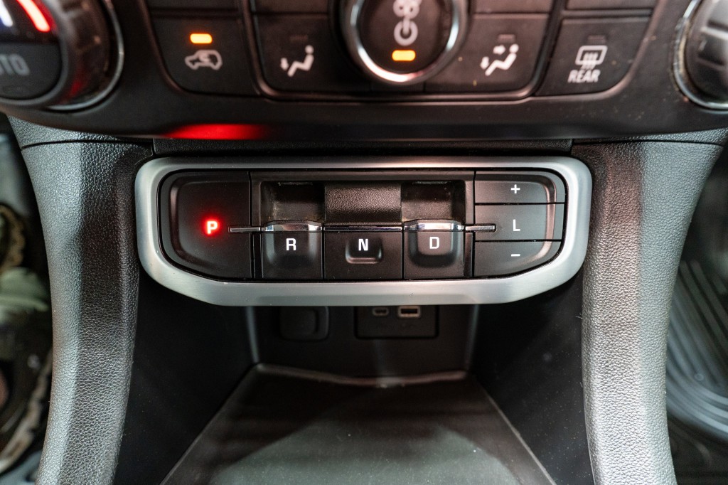 2021 GMC Acadia Image 22