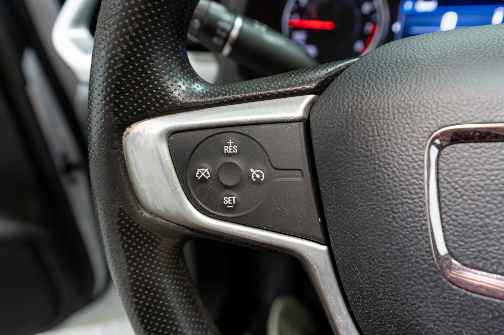 2021 GMC Acadia Image 25