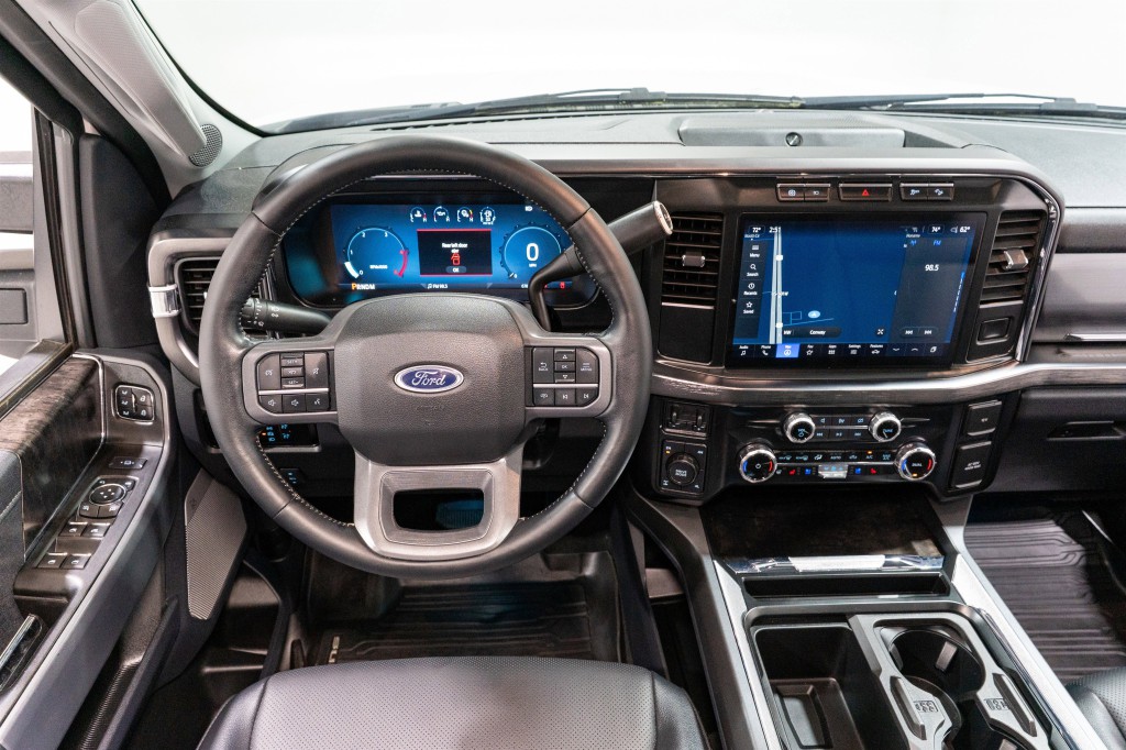 2023 Ford F-250 Image 13