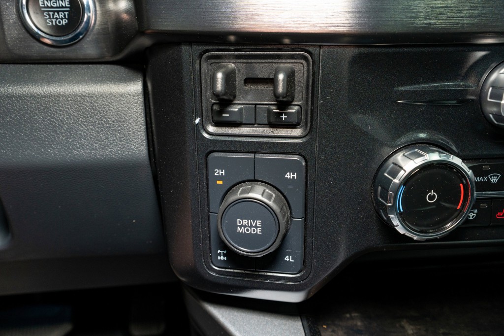 2023 Ford F-250 Image 28