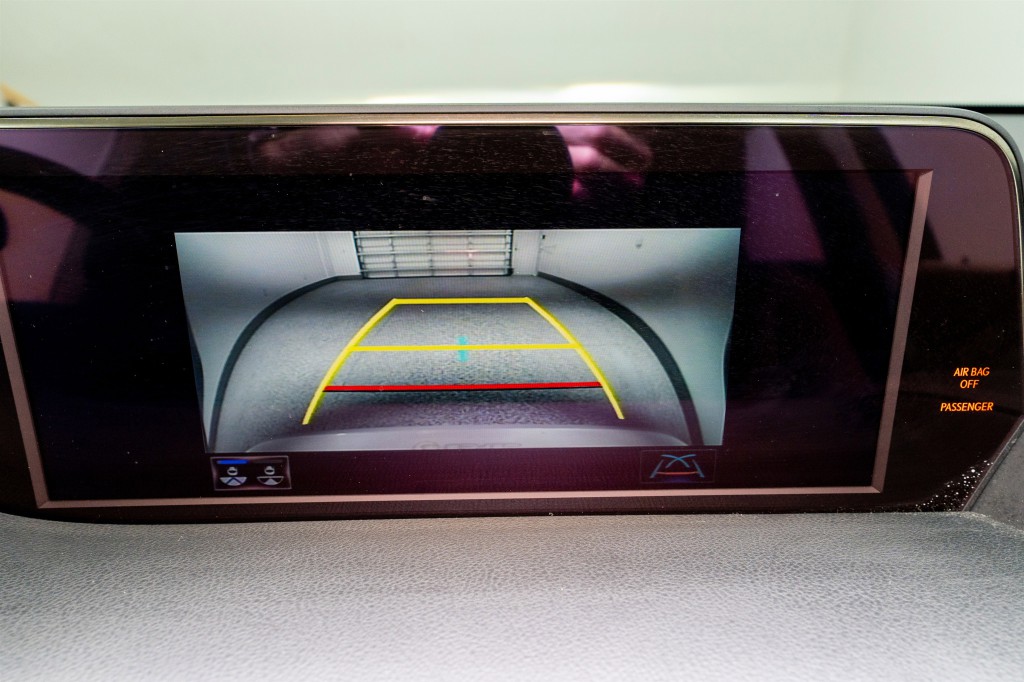 2019 Lexus ES Image 23