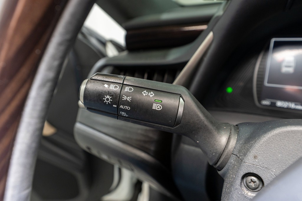 2019 Lexus ES Image 33