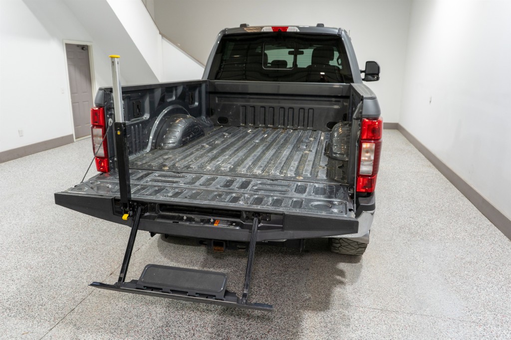 2022 Ford F-250 Image 11